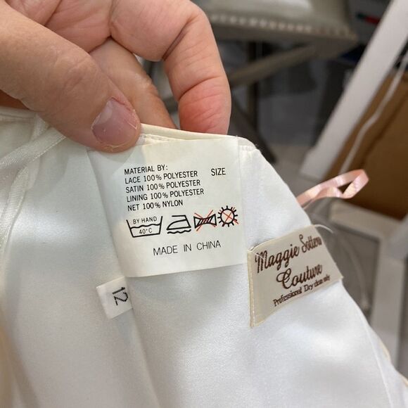 Maggie Sottero Couture A-Line Back Lace-Up White Wedding Dress - Picture 15 of 17